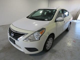 2016 Nissan Versa 1.6 S 3N1CN7AP2GL835620 2016 Nissan Versa 1.6 S