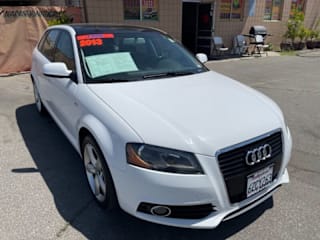 2013 Audi A3 2.0T Premium Plus WAUKEAFM0DA030770 2013 Audi A3 2.0T Premium Plus