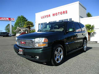 2004 GMC Yukon Denali 1GKEK63U44J166172 2004 GMC Yukon Denali