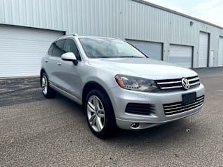 2011 Volkswagen Touareg TDI Sport WVGFK9BP7BD003567 2011 Volkswagen Touareg TDI Sport