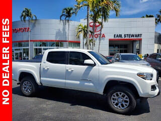 2017 Toyota Tacoma SR5 V6 5TFAZ5CNXHX039664 2017 Toyota Tacoma SR5 V6