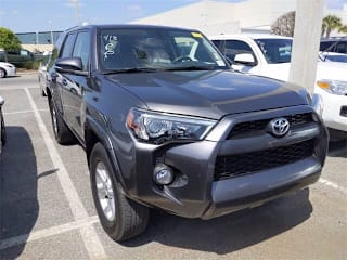 2018 Toyota 4Runner JTEBU5JR7J5566521 2018 Toyota 4Runner