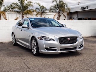 2017 Jaguar XJ R-Sport SAJWA1C79H8W12556 2017 Jaguar XJ R-Sport