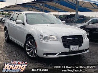 2018 Chrysler 300 Touring 2C3CCAAGXJH257934 2018 Chrysler 300 Touring