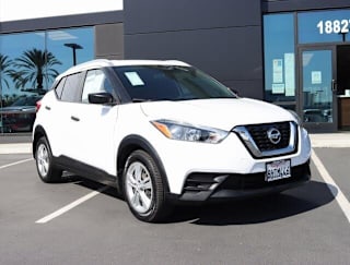 2019 Nissan Kicks S 3N1CP5CU5KL478489 2019 Nissan Kicks S