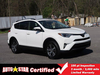 2018 Toyota RAV4 XLE JTMRFREV1JJ182432 2018 Toyota RAV4 XLE