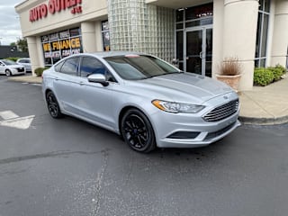 2017 Ford Fusion SE 3FA6P0HD3HR128828 2017 Ford Fusion SE
