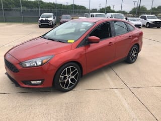 2018 Ford Focus SE 1FADP3F25JL311906 2018 Ford Focus SE