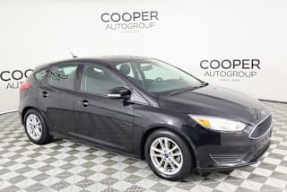 2015 Ford Focus SE 1FADP3K24FL245040 2015 Ford Focus SE