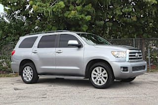 2010 Toyota Sequoia Platinum 5TDYY5G13AS025898 2010 Toyota Sequoia Platinum