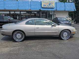 1997 Buick Riviera Supercharged 1G4GD221XV4714413 1997 Buick Riviera Supercharged