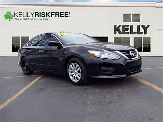 2017 Nissan Altima 1N4AL3AP2HC147705 2017 Nissan Altima