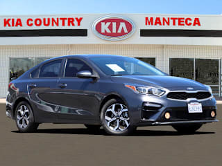 2019 Kia Forte LXS 3KPF24AD0KE116208 2019 Kia Forte LXS