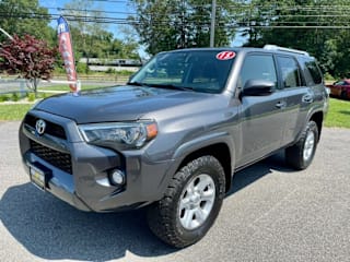 2014 Toyota 4Runner SR5 JTEBU5JR5E5188561 2014 Toyota 4Runner SR5