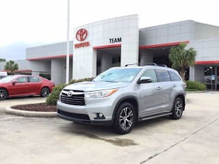 2016 Toyota Highlander XLE 5TDKKRFH5GS133638 2016 Toyota Highlander XLE