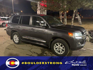 2017 Toyota Land Cruiser JTMCY7AJ0H4054621 2017 Toyota Land Cruiser