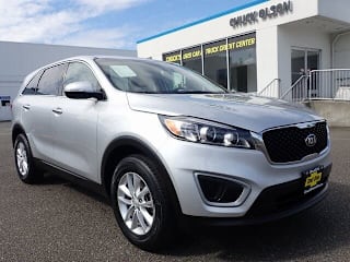2018 Kia Sorento L 5XYPG4A35JG388302 2018 Kia Sorento L