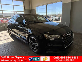 2017 Audi A3 2.0T quattro Premium Plus WAUJ8GFF0H1075835 2017 Audi A3 2.0T quattro Premium Plus