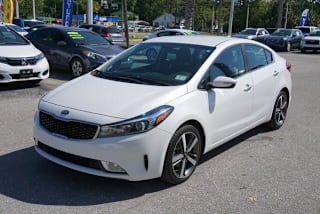 2017 Kia Forte 3KPFL4A80HE086992 2017 Kia Forte