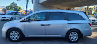 2013 Honda Odyssey LX 5FNRL5H25DB024402 2013 Honda Odyssey LX
