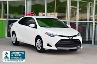 2018 Toyota Corolla LE 5YFBURHE0JP749311 2018 Toyota Corolla LE