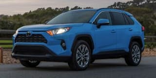 2020 Toyota RAV4 LE 2T3H1RFV3LW099601 2020 Toyota RAV4 LE