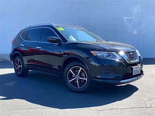 2018 Nissan Rogue SV 5N1AT2MT4JC715189 2018 Nissan Rogue SV