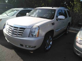 2009 Cadillac Escalade Base 1GYFK23249R253063 2009 Cadillac Escalade Base