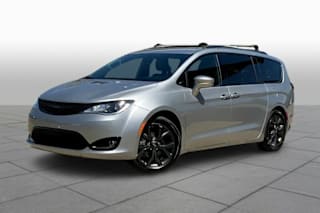 2018 Chrysler Pacifica 2C4RC1EG1JR165055 2018 Chrysler Pacifica
