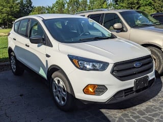 2019 Ford Escape S 1FMCU0F78KUB90322 2019 Ford Escape S