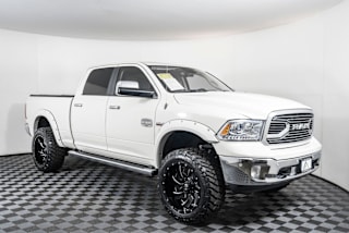 2017 Ram Pickup 1500 Laramie Longhorn 1C6RR7WT9HS701912 2017 Ram Pickup 1500 Laramie Longhorn