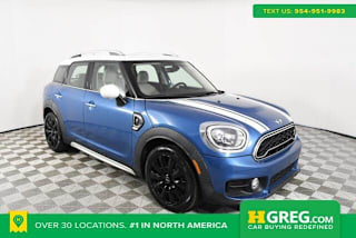 2017 MINI Countryman WMZYT3C37H3D97835 2017 MINI Countryman