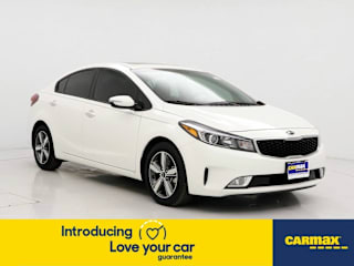 2018 Kia Forte S 3KPFL4A77JE215193 2018 Kia Forte S