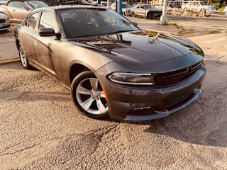 2017 Dodge Charger SXT 2C3CDXHG1HH523034 2017 Dodge Charger SXT