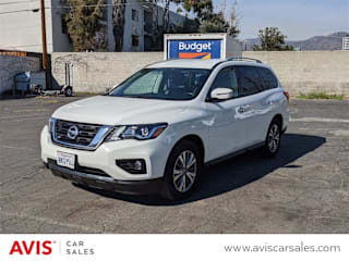 2019 Nissan Pathfinder 5N1DR2MN9KC617757 2019 Nissan Pathfinder