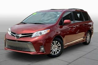 2018 Toyota Sienna XLE 8-Passenger 5TDYZ3DC5JS902608 2018 Toyota Sienna XLE 8-Passenger