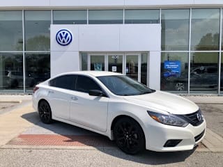 2018 Nissan Altima 2.5 SR 1N4AL3AP4JC256835 2018 Nissan Altima 2.5 SR