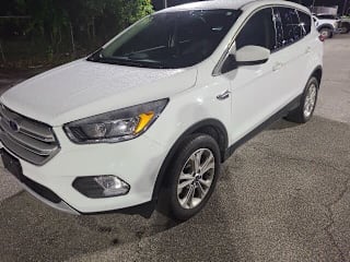 2019 Ford Escape SE 1FMCU9GD3KUB27833 2019 Ford Escape SE