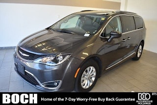 2018 Chrysler Pacifica Touring L 2C4RC1BG2JR280378 2018 Chrysler Pacifica Touring L