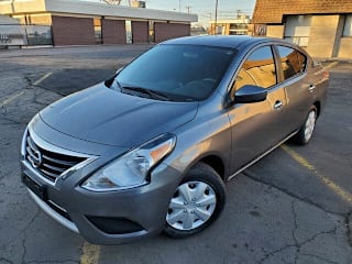 2017 Nissan Versa 1.6 S 3N1CN7AP5HL803908 2017 Nissan Versa 1.6 S