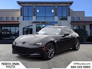 2018 Mazda MX-5 Miata RF Grand Touring JM1NDAM79J0205311 2018 Mazda MX-5 Miata RF Grand Touring