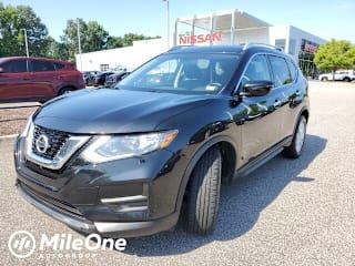 2017 Nissan Rogue SV JN8AT2MT8HW384831 2017 Nissan Rogue SV