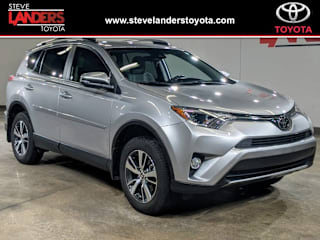 2018 Toyota RAV4 JTMWFREV2JJ192633 2018 Toyota RAV4