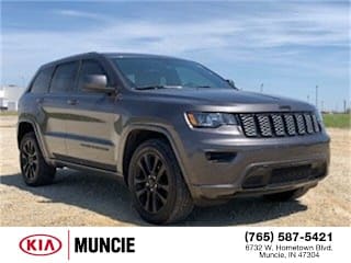2018 Jeep Grand Cherokee Altitude 1C4RJFAGXJC119659 2018 Jeep Grand Cherokee Altitude