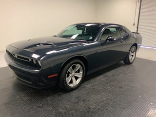 2018 Dodge Challenger SXT 2C3CDZAG4JH333692 2018 Dodge Challenger SXT