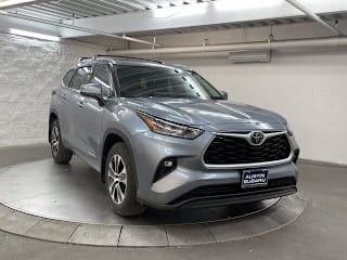 2020 Toyota Highlander XLE 5TDGZRBH2LS025818 2020 Toyota Highlander XLE