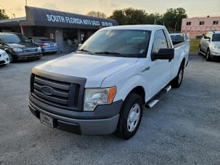 2009 Ford F-150 XL 1FTRF12W99KB73949 2009 Ford F-150 XL