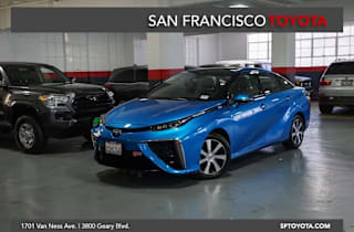 2018 Toyota Mirai Base JTDBVRBD7JA003942 2018 Toyota Mirai Base