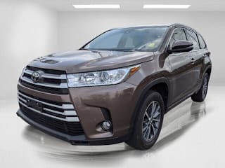2018 Toyota Highlander XLE 5TDKZRFH8JS286520 2018 Toyota Highlander XLE