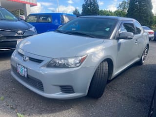 2011 Scion tC Base JTKJF5C70B3000745 2011 Scion tC Base